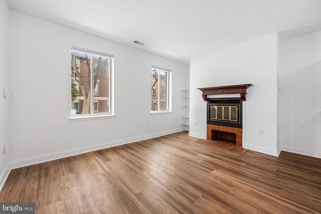 Photo - 13 Andrew Pl Unidad R103