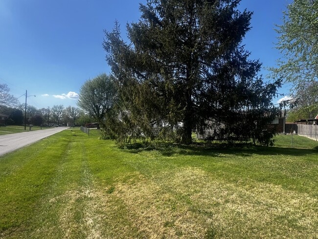 Photo - 230 S Circlecrest Dr
