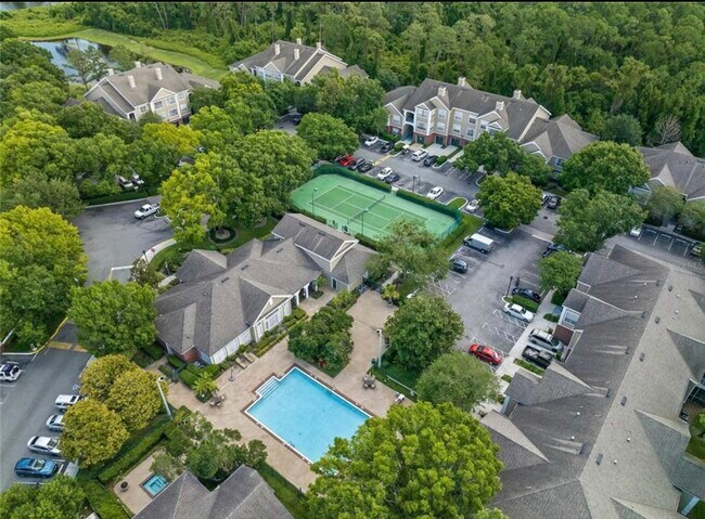 Photo - 13015 Plantation Park Cir Unidad 127