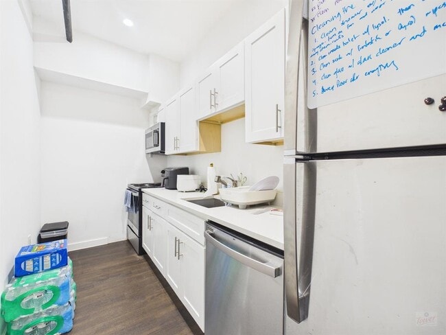 Photo - 1010 W 26th St Unit 502