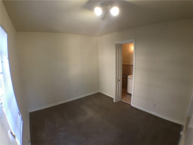 Photo - 1008 W 25th St Unit A
