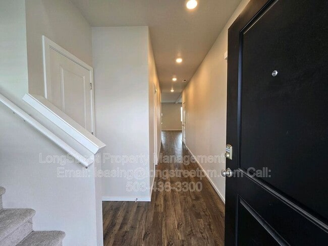 Photo - 412 Lost Lake St NE