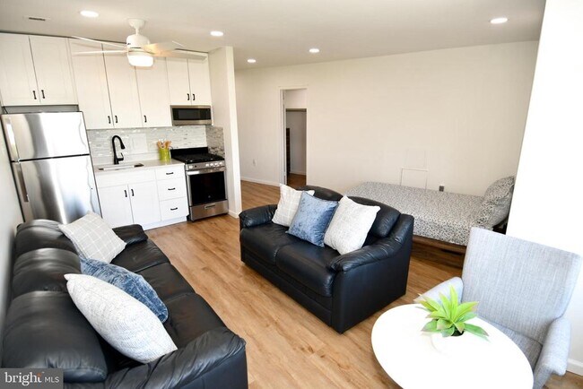 Photo - 10201 Grosvenor Pl Unit 1702