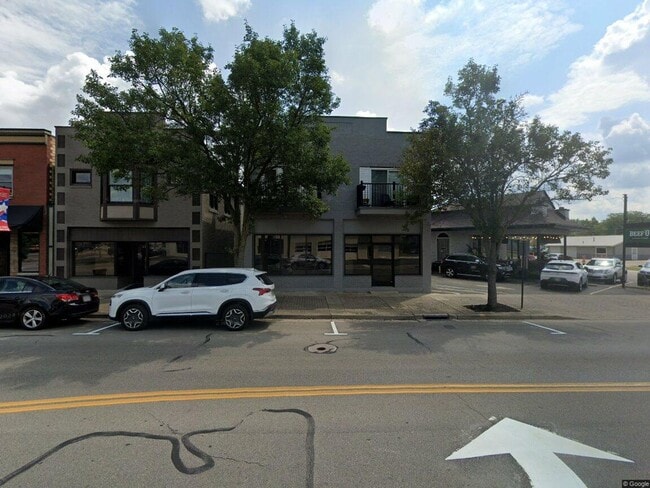 Building Photo - 242 S Market St Unit 240 S Market 4