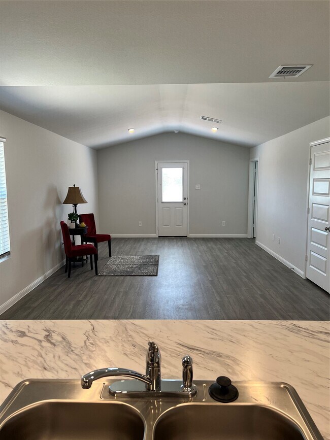 Photo - 1266 Rd 5720