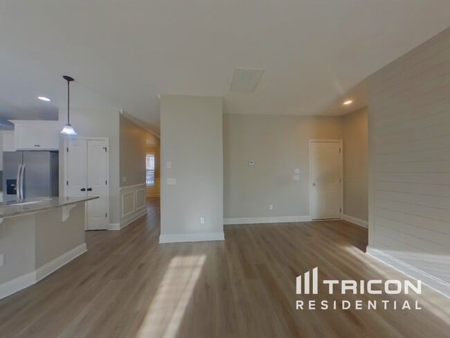 Photo - 1040 Allendale Rd