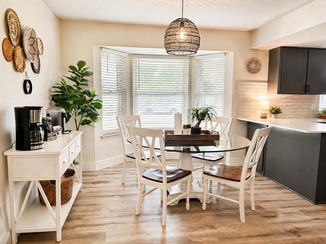 Photo - 848 W Lynn Creek Dr