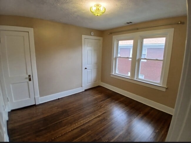 103 N 38th St Unit 4