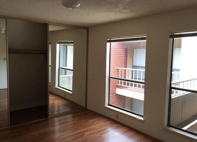 Photo - 3115 Helms St Unit 304