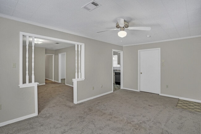 Photo - 205 Walnut St