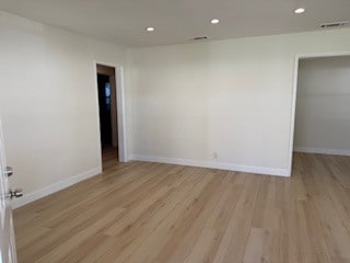 living/dining - 442 N Hollywood Way