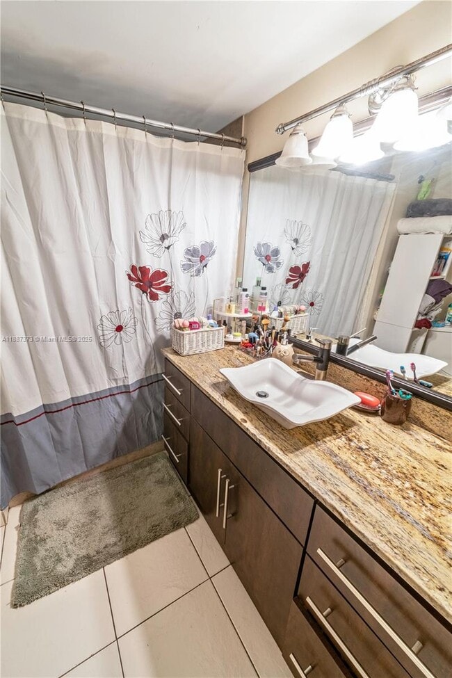 Photo - 9705 Fontainebleau Blvd