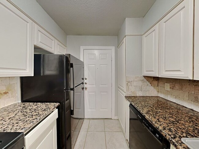 Photo - 4108 Selene Dr