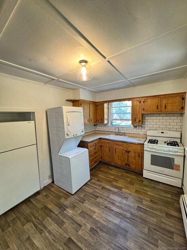 Photo - 52 Raymond St Unit B