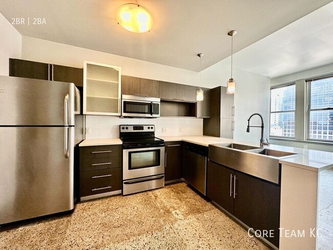 Photo - 1121 McGee St Unit 709