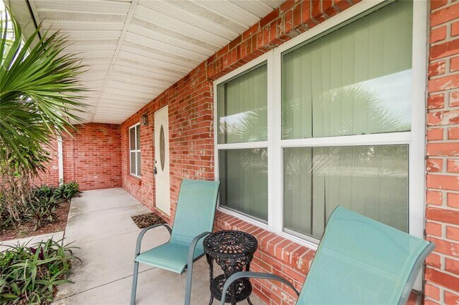 Photo - 1216 Loma Ln