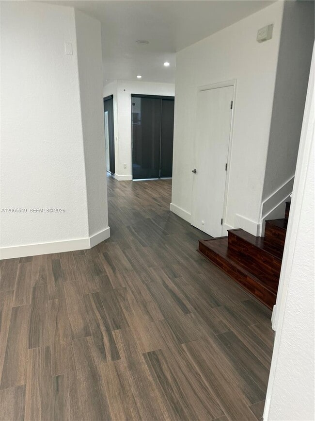 Photo - 15069 SW 9th Way