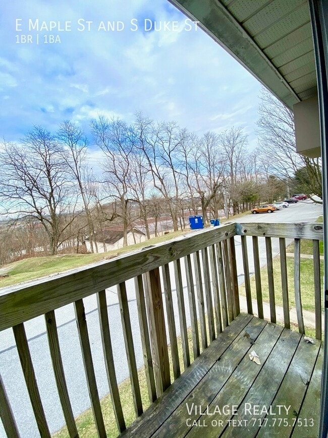 Photo - 451 E Maple St Unidad B