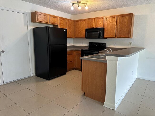 Photo - 12640 Somerset Oaks St