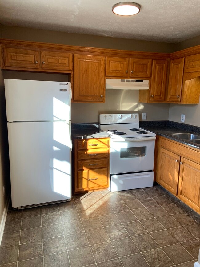 Photo - 318 N Thompson St Unit 318