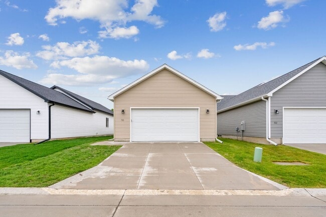 Photo - 116 Axlewood Dr