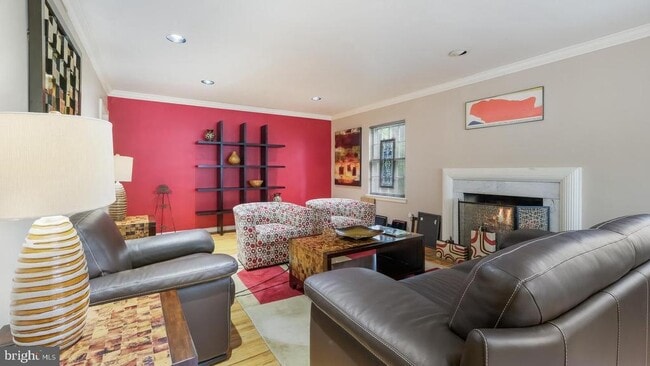 Photo - 646 Green Briar Rd