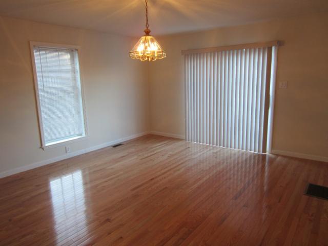 3 bedroom in HARRISON NY 10528 - 3 bedroom in HARRISON NY 10528 Condo Unit 1