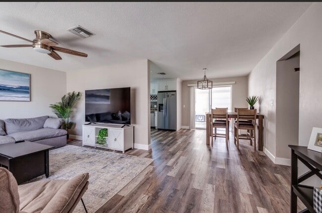 Photo - 12993 89th Ave