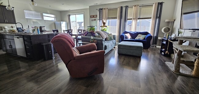 Photo - 17710 Mill Valley Rd Unit Room #3