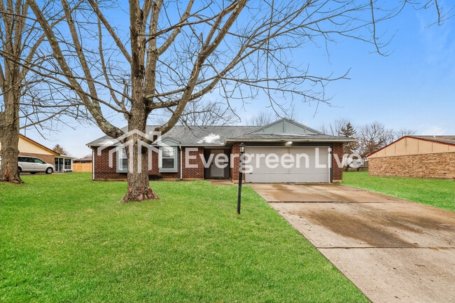 Building Photo - 4727 Stonehedge St