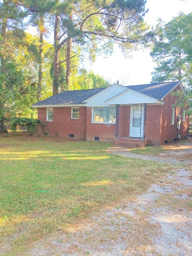 Building Photo - 603 Winoca Rd SW Rental