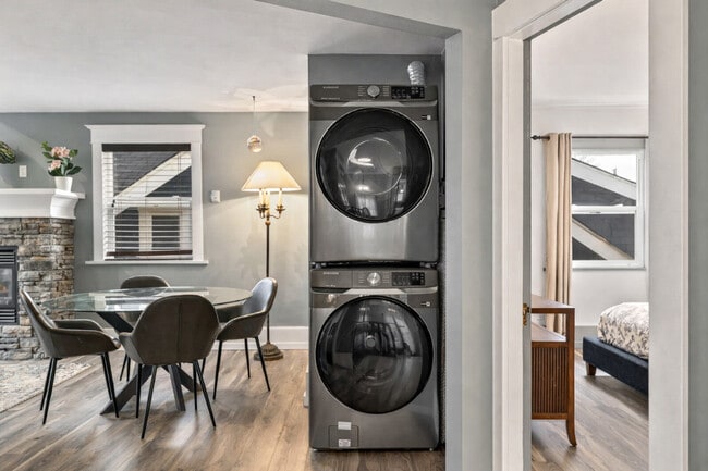 Photo - 2029 Collingwood St Unit SI ID1051859P