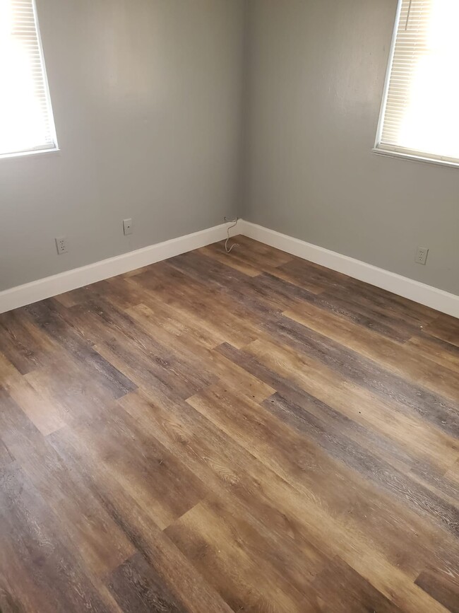 Building Photo - 1537 Morgan St Rental