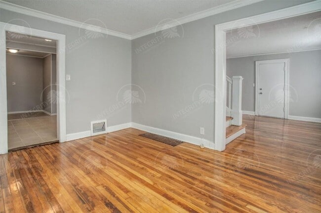 Photo - 3708 E 61st St