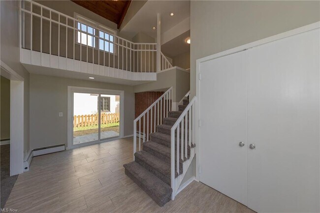 Photo - 17008 Lomond Blvd