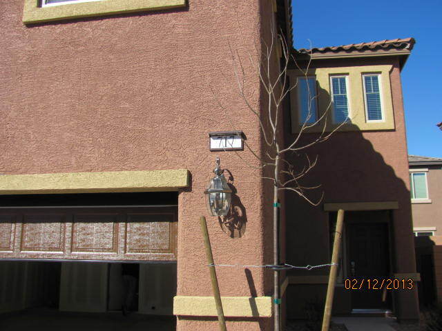 Photo - 717 Calamus Palm Pl