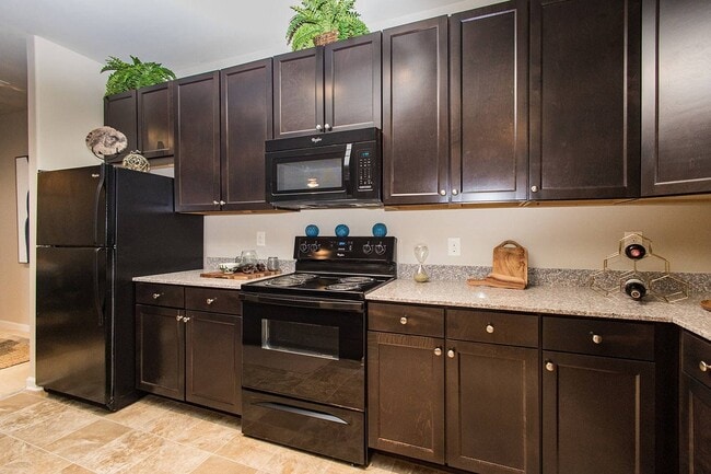 Photo - Settler's Landing