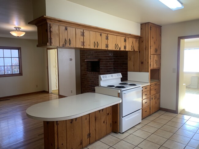 Photo - 555 E 300 N Unit Apt 1