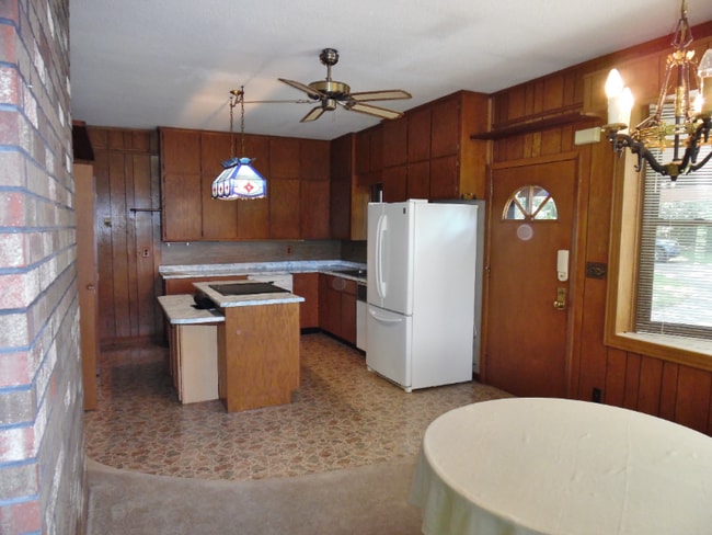 Photo - 2638 Table Rock Rd