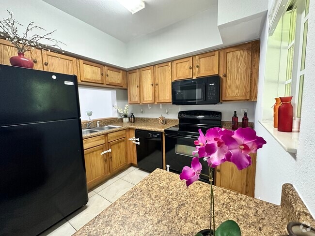 Building Photo - 8423 Bernwood Cove Loop Unit 403 Rental