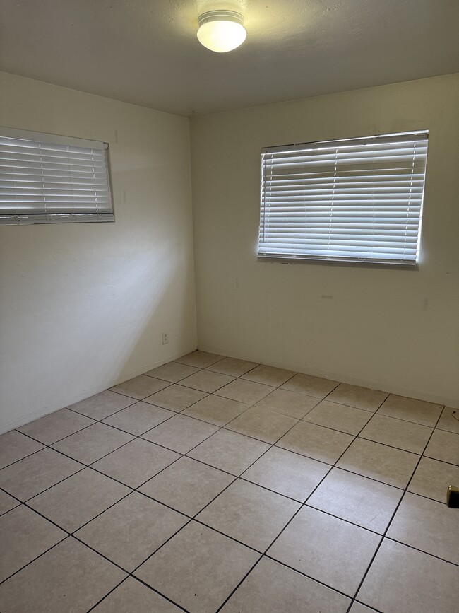 Photo - 223 E 2nd St