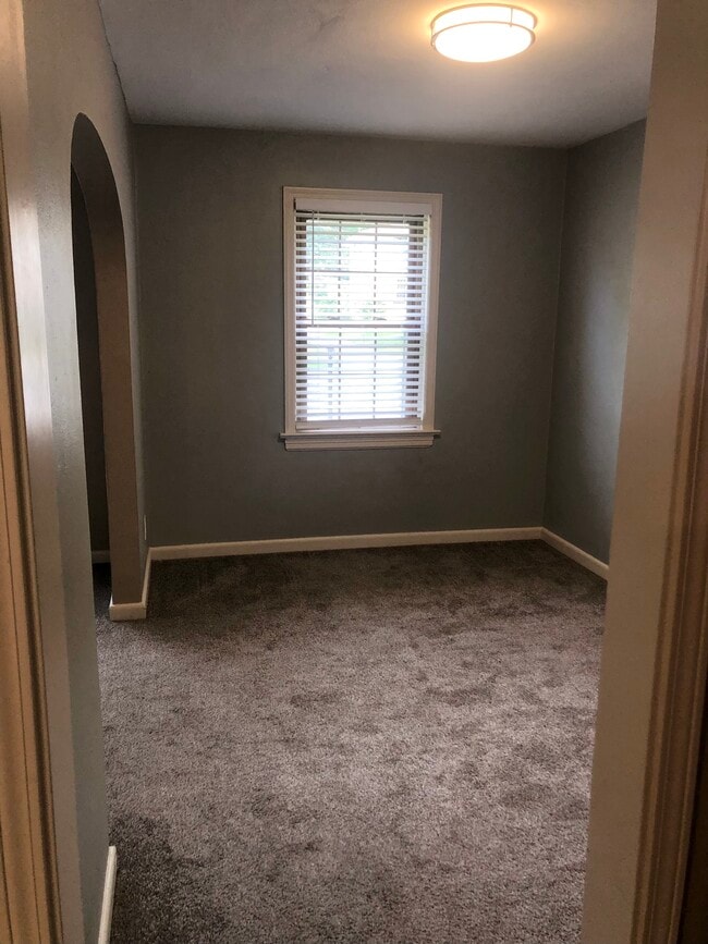 Photo - 11 St James Ct