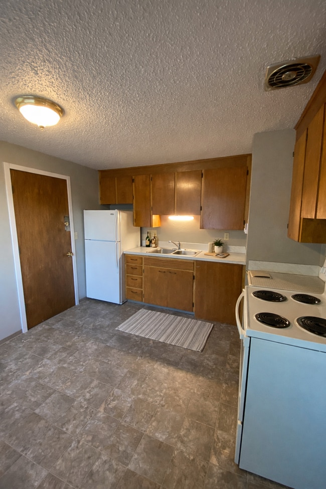 Photo - YAK017 Unidad 1005B