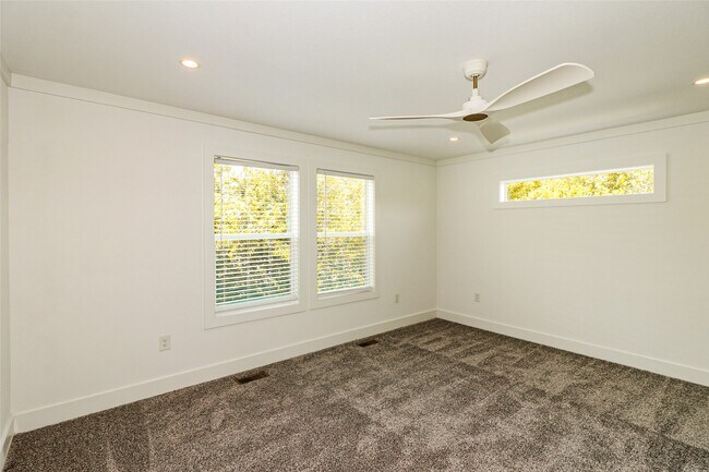 Photo - 7321 Conley St