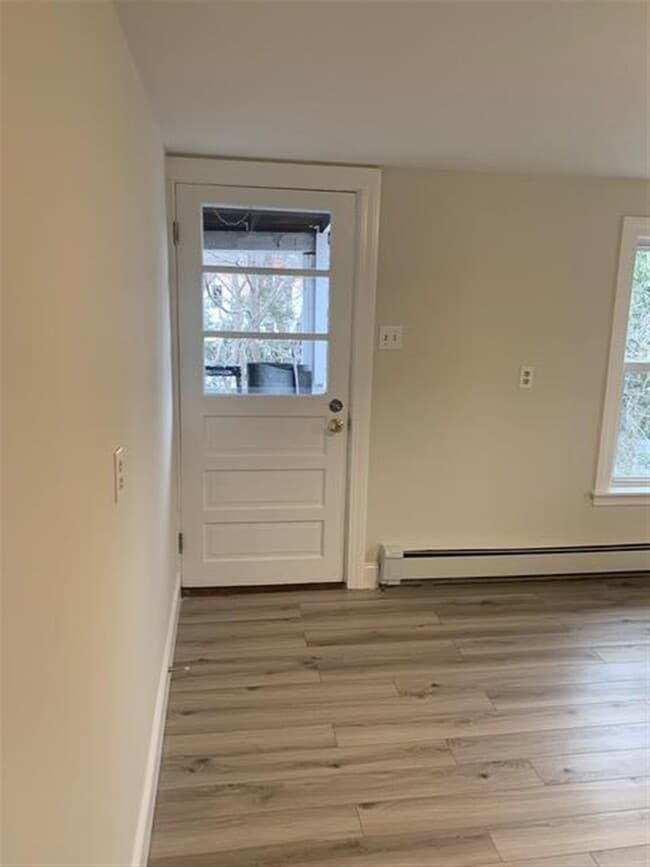 Photo - 219 Albion St Unit 3