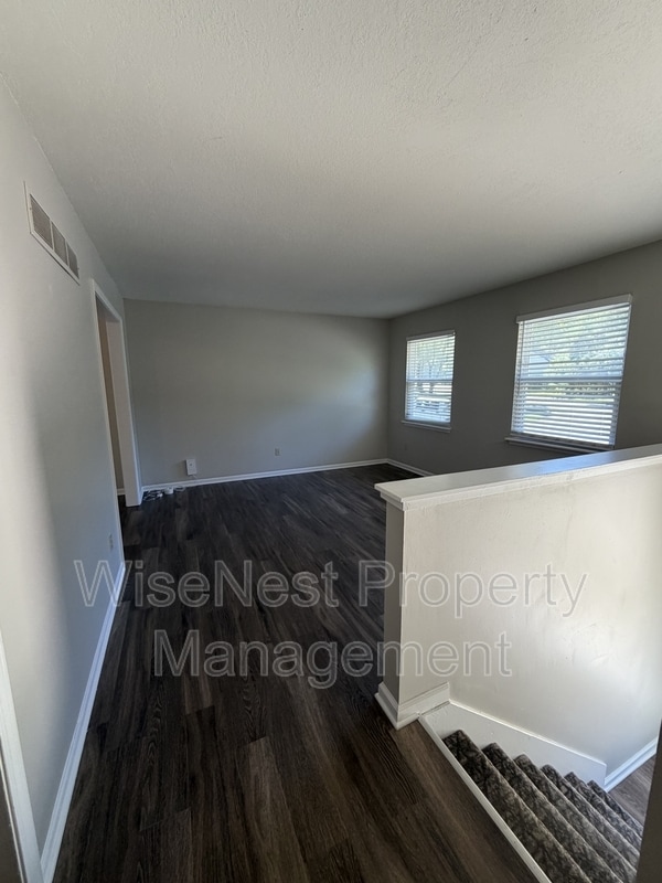 Photo - 1820 E Cherokee Ln