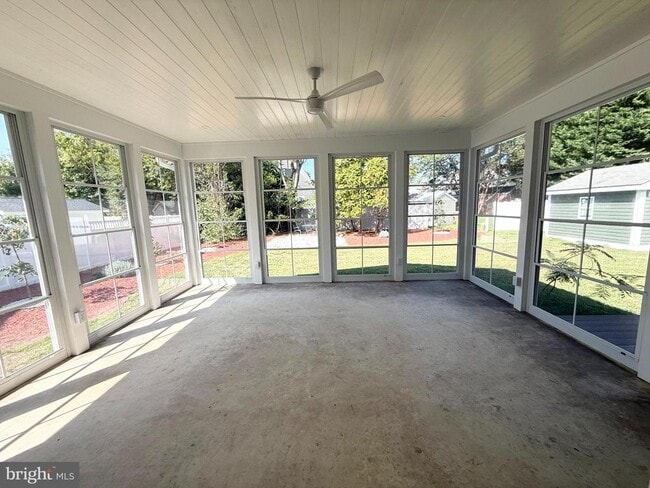 Photo - 505 Lee St