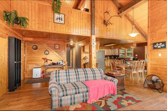 Photo - 10317 Slide a Ways Trl