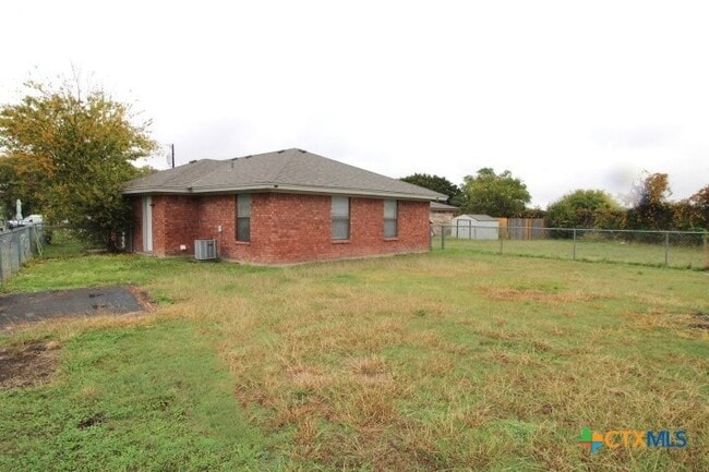 Photo - 704 N 4th St