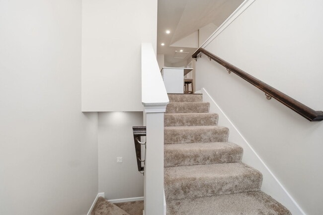 Photo - 7214 Farmstead Ln